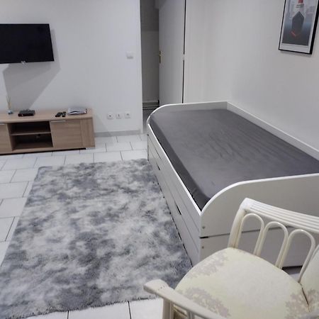 Charmant Studio Canape Lit Netflix Prime Video Dazn Wifi Le Havre Extérieur photo